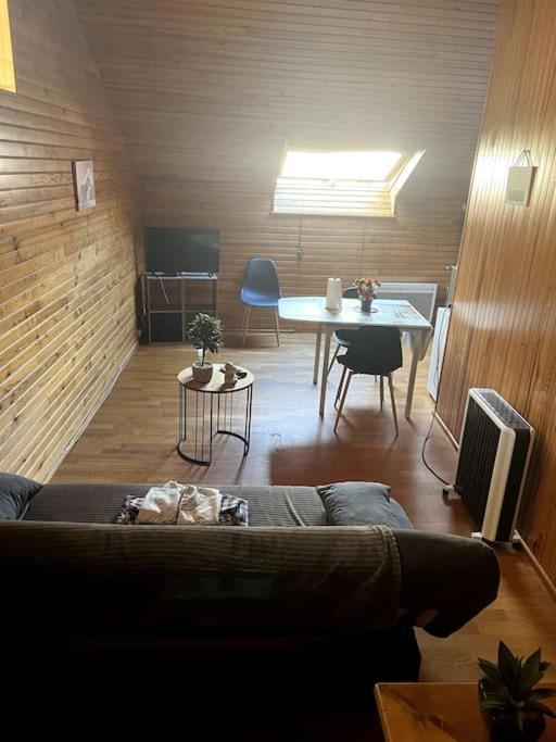 Studio Hyper Centre Tulle Apartman Kültér fotó