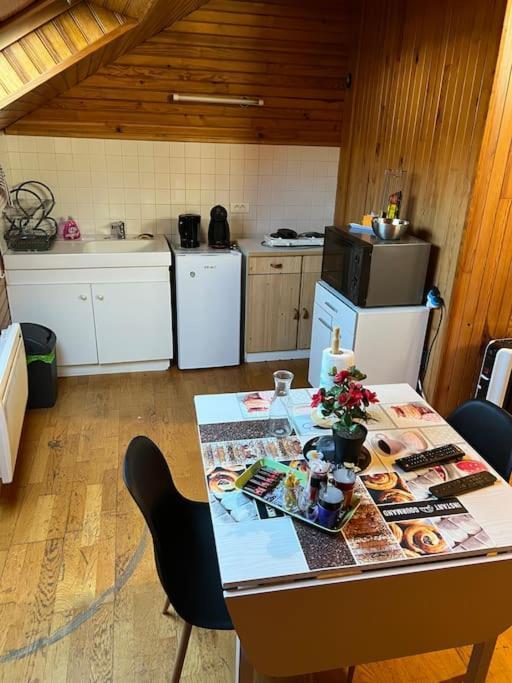 Studio Hyper Centre Tulle Apartman Kültér fotó
